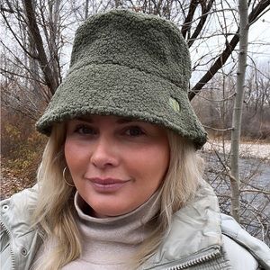 Brand new never worn Van Palma Sherpa bucket hat.